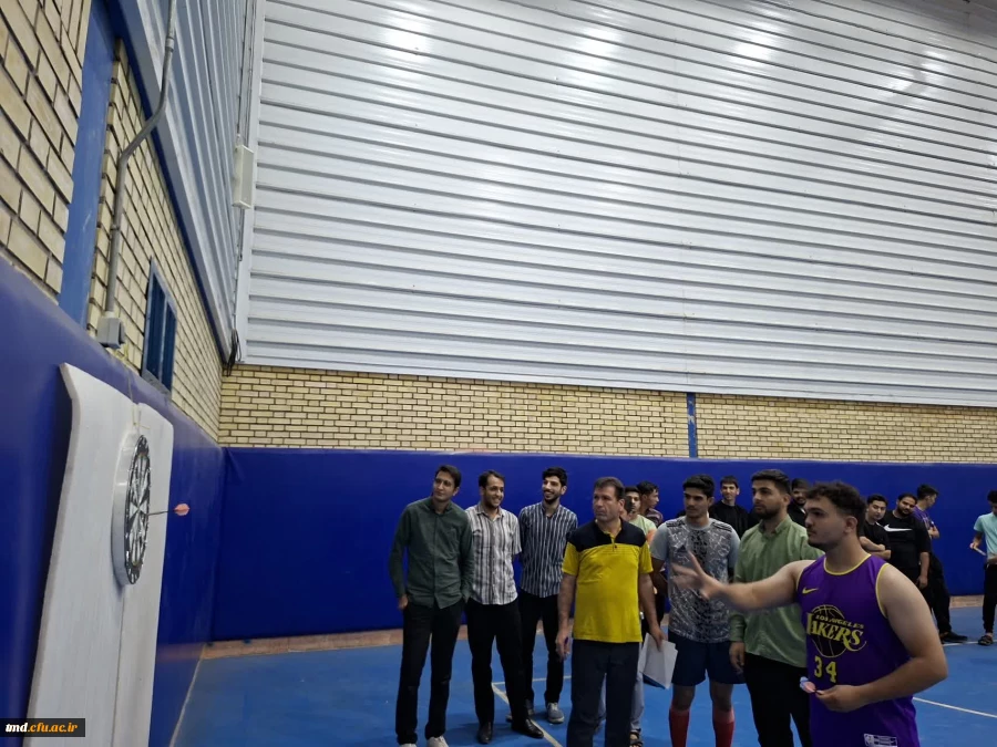 به مناسبت هفته تربیت بدنی انجام شد:
برگزاری مسابقات ورزشی دانشجویی همراه با اهدای جوایز 4