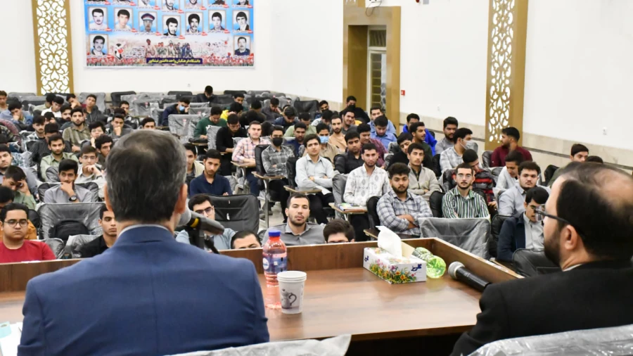 حضور رئیس هسته گزینش اداره آموزش و پرورش استان در واحد دانشور 4