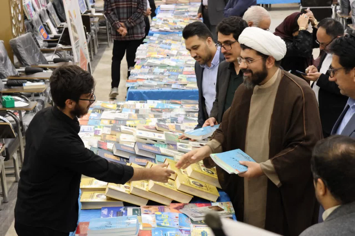 حضور حجت الاسلام طلا بیگی مسئول نهاد مقام معظم رهبری در دانشگاه فرهنگیان استان و دیدار با اساتید دانشور  3