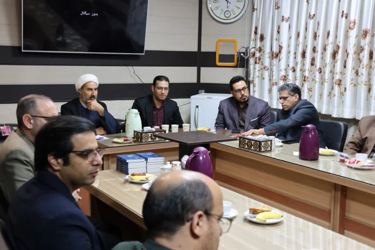 حضور حجت الاسلام طلا بیگی مسئول نهاد مقام معظم رهبری در دانشگاه فرهنگیان استان و دیدار با اساتید دانشور  6