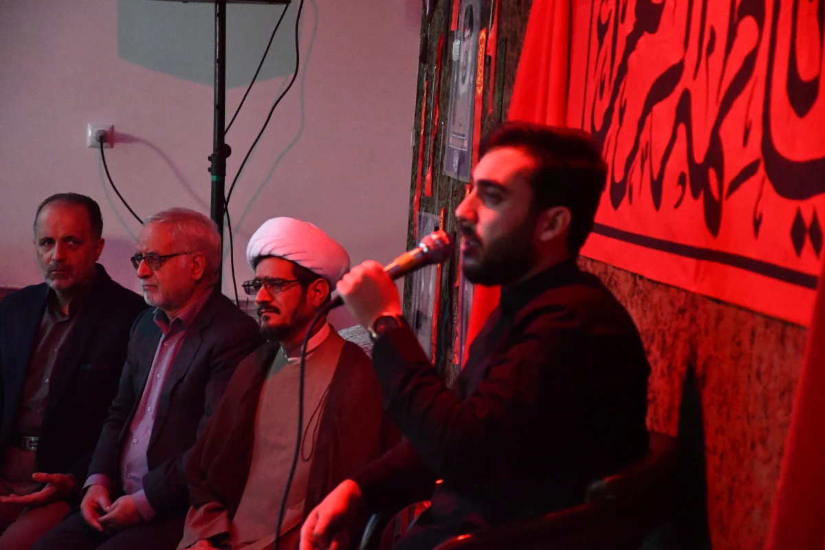 همزمان با ایام شهادت حضرت زهرا (س) انجام شد:
مراسم استقبال از  شهید گمنام دوران دفاع مقدس و مراسم عزای شهادت حضرت زهرا 5