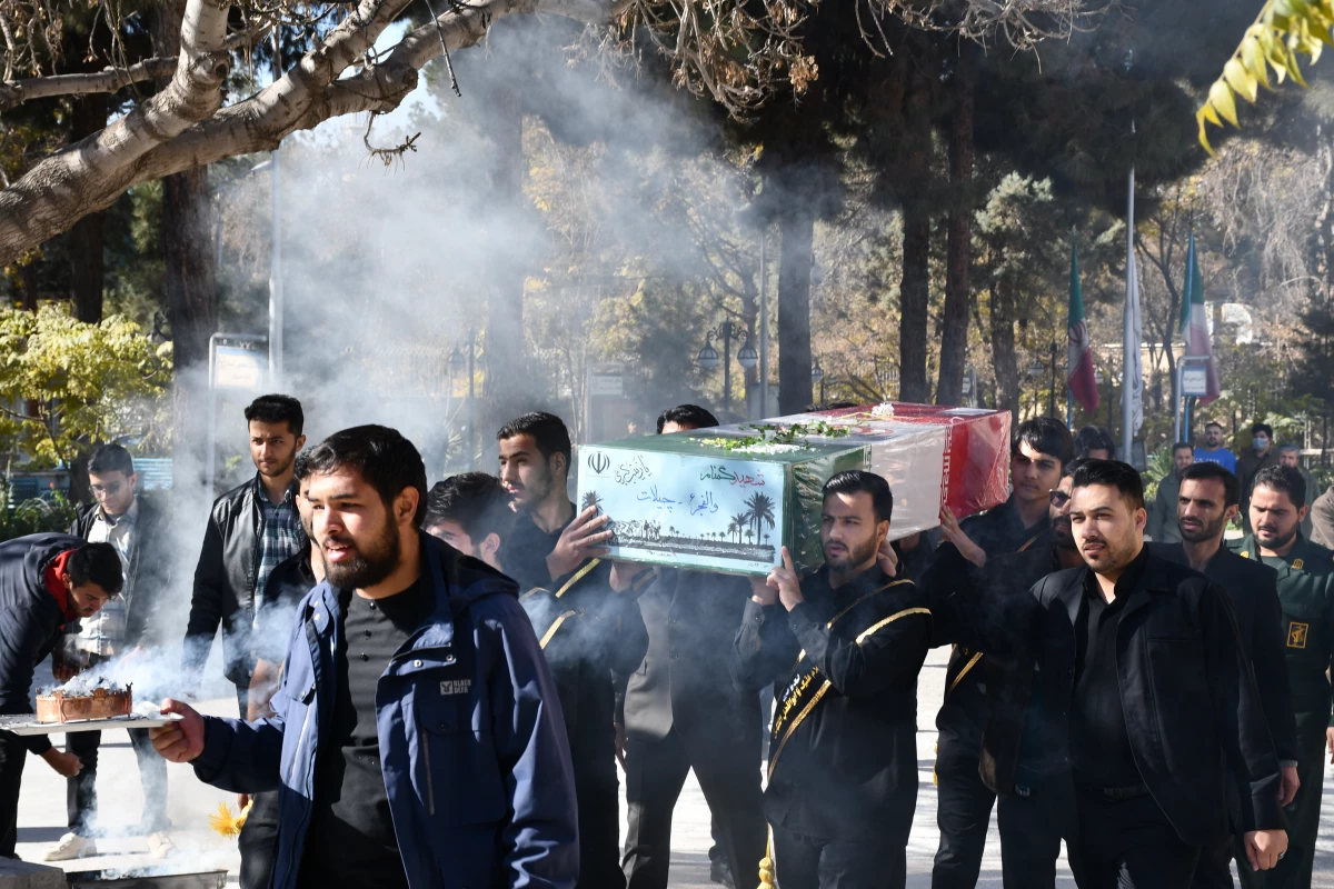 همزمان با ایام شهادت حضرت زهرا (س) انجام شد:
مراسم استقبال از  شهید گمنام دوران دفاع مقدس و مراسم عزای شهادت حضرت زهرا 10