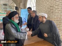 برپایی میز خدمت واحد دانشور در نماز جمعه  7