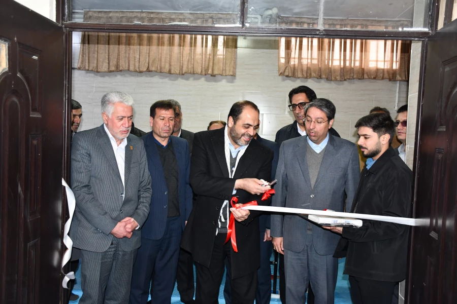 حضور نمایندگان مردم نیشابور در مجلس شورای اسلامی در واحد دانشور
افتتاحیه سالن تندرستی و  کتابخوانه به مناسبت ایام الله دهه فجر 7