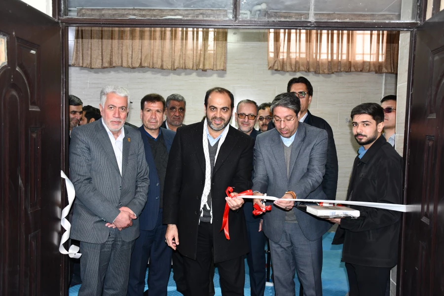 حضور نمایندگان مردم نیشابور در مجلس شورای اسلامی در واحد دانشور
افتتاحیه سالن تندرستی و  کتابخوانه به مناسبت ایام الله دهه فجر 8