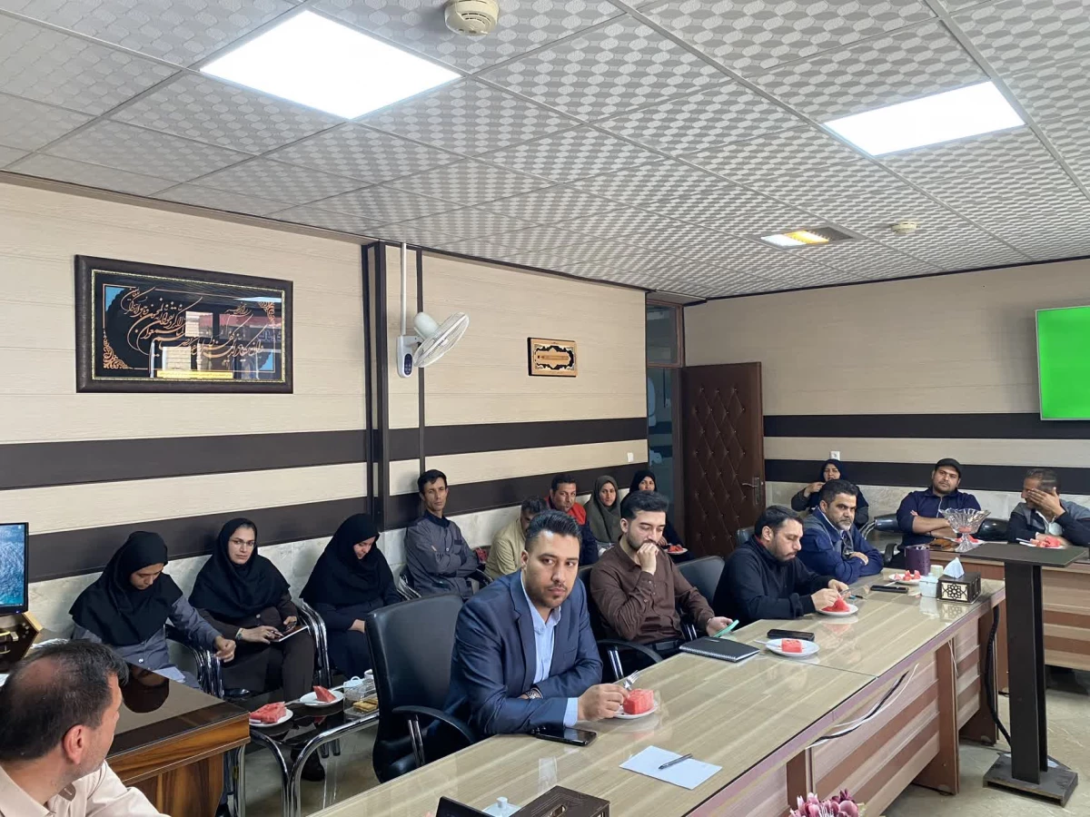 برگزاری جلسه شورای اداری واحد دانشور  3