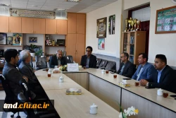 به مناسبت هفته معلم انجام شد:
حضور دکتر عربخانی ریاست دانشگاه در ادارات آ.پ نیشابور و میان جلگه 5