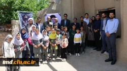 تقدیر از ایثار آموزشی دانشجوی واحد دانشور توسط دکتر عربخانی ریاست دانشگاه  با حضور در روستای قراچه از توابع شهرستان کوهسرخ 8