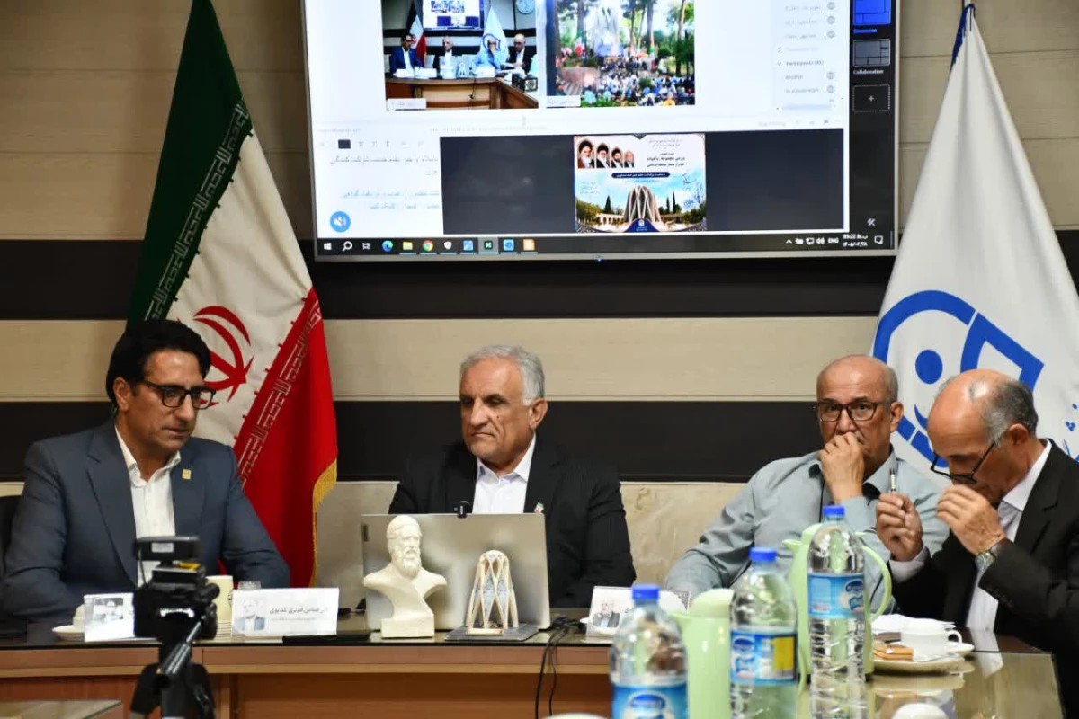 همزمان با روز جهانی خیام نیشابوری انجام شد:
وبینار تخصصی بررسی رباعیات خیام از منظر جامعه شناختی 7